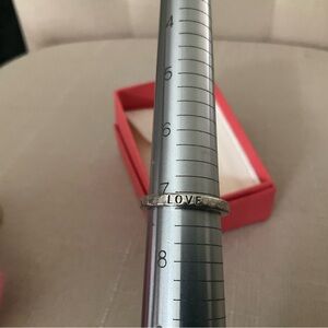 🔥 Retired James Avery Retired Love Ring